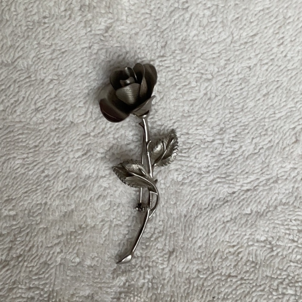Silver Rose Lapel Pin